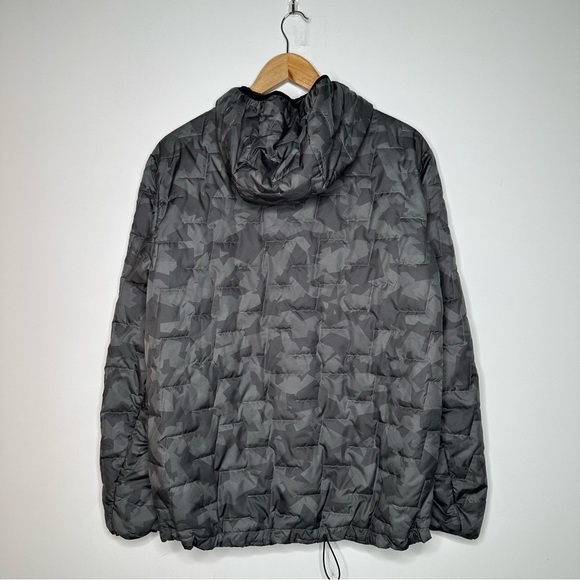 Helly Hansen Men's LIFALOFT™ Hooded Insulator Jacket in Charcoal Camo Size Small - Picture 10 of 15